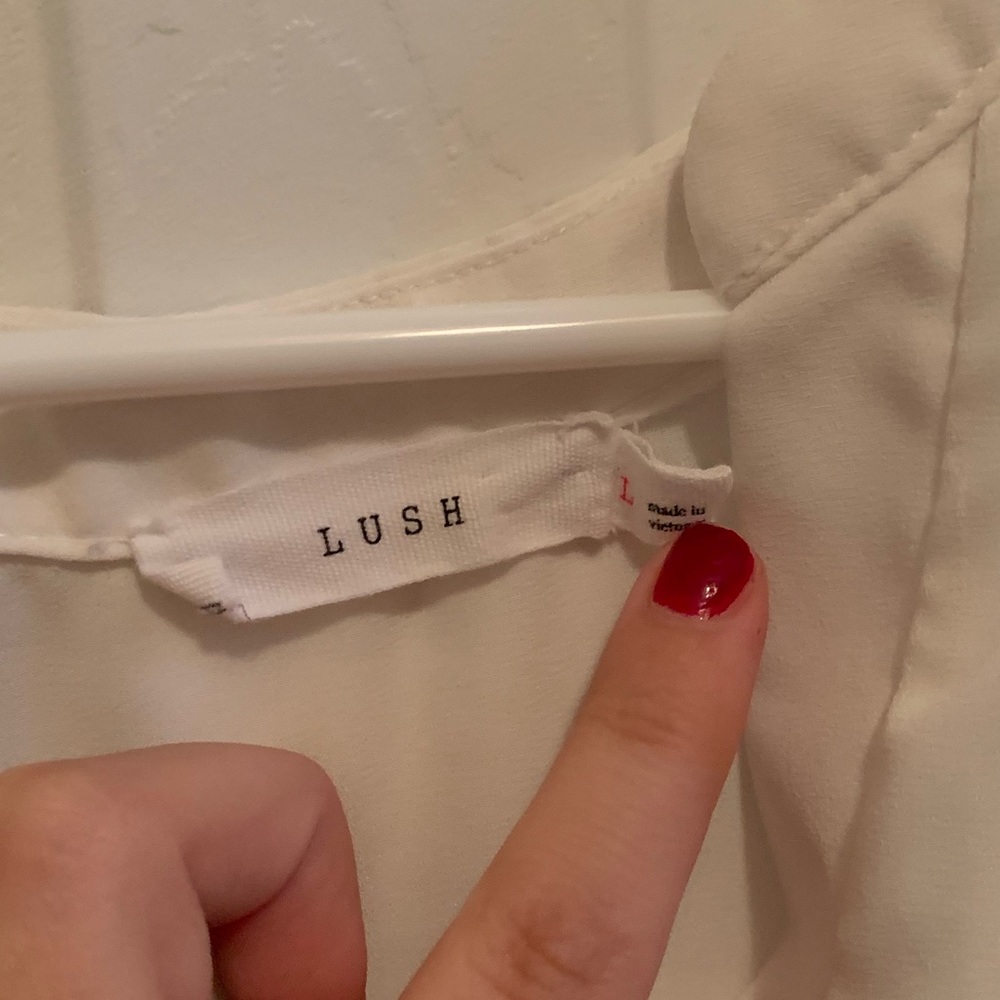 blouse - Picture 3 of 3